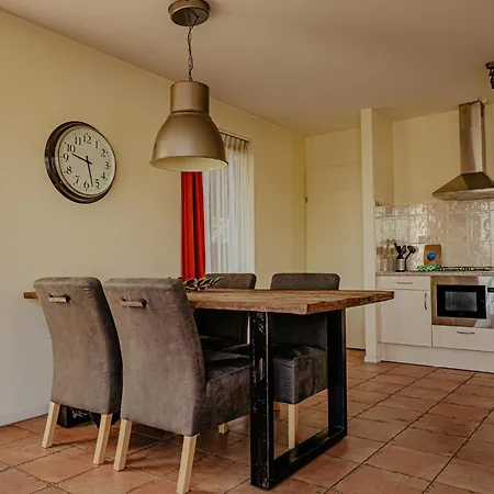 Waterbase Διαμέρισμα *